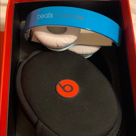 Beats solo hd - Picture 3 of 3